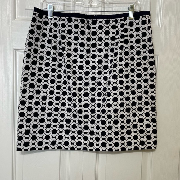 Talbots A-Line Black and White Knee-Length Skirt - Picture 2 of 6